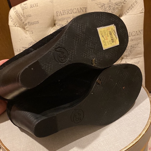 Lucky Brand Wedge Booties - Picture 6 of 7